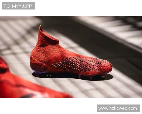 阿迪达斯足球鞋红龙助你在球场上展现无与伦比的速度与力量